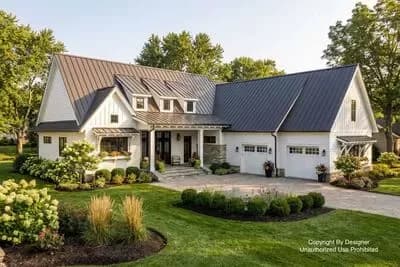 Charming 3-Bedroom Modern Farmhouse with Courtyard Garage