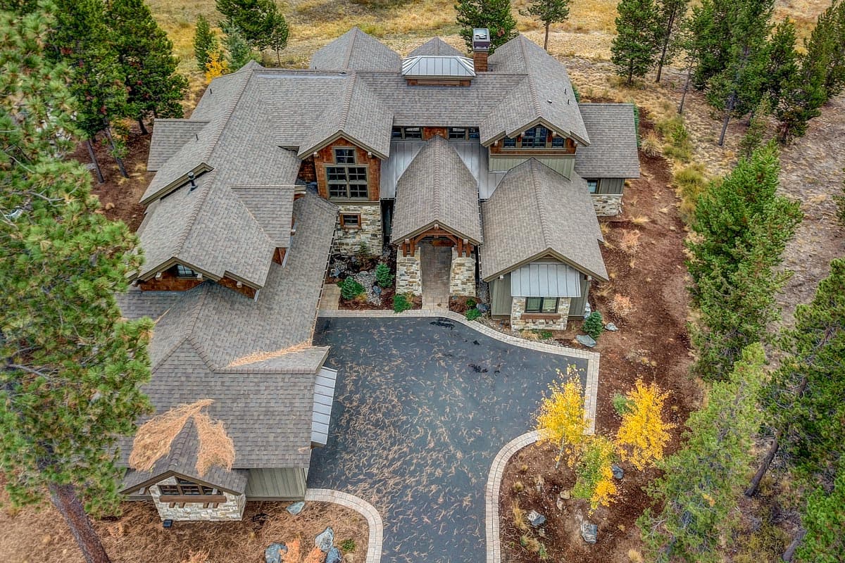 Plan 54234HU: 5-Bed Mountain Craftsman with Great Room and Main-Level Master Suite- 4964 Sq Ft - Image #11 - Craftsman, Mountain, Northwest, Rustic
