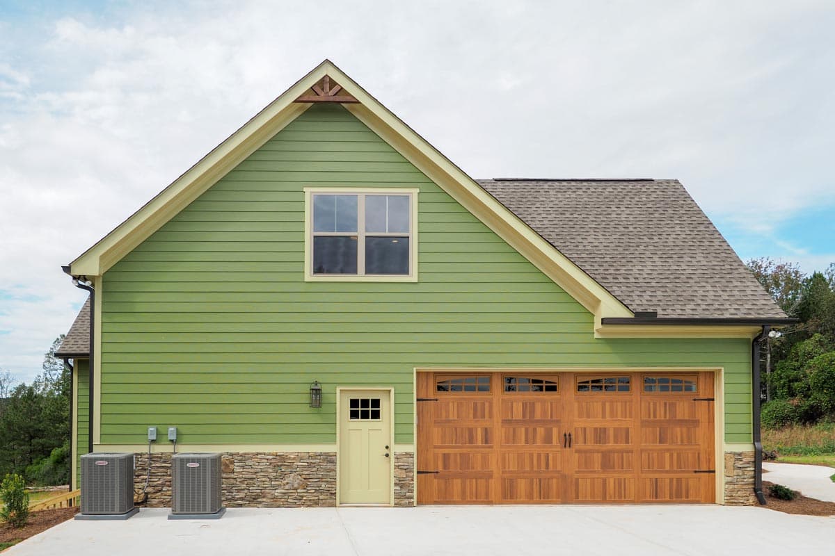 Plan 360020DK: Angled Craftsman House Plan with Vaulted Family Room and Bonus Over Garage - 2924 Sq FT - Image #7 - Craftsman, Mountain, Northwest