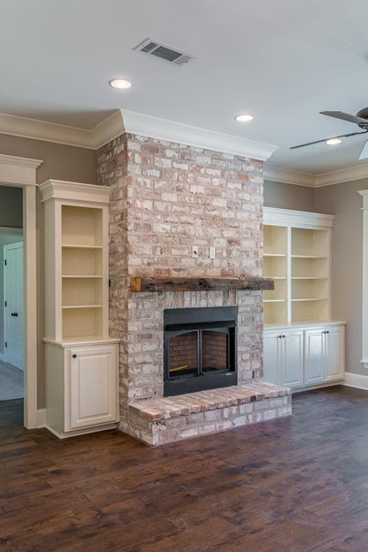 Plan 51793HZ: 4-Bed Country Craftsman House Plan with 2-Car Garage - 2373 Sq Ft - Image #38 - Country, Craftsman, Traditional