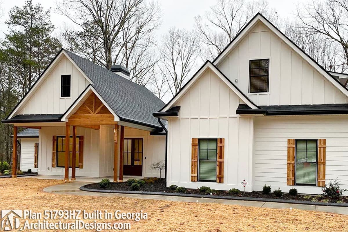 build gallery item - House Plan 51793HZ Comes to Life in Georgia with the 3-car garage option