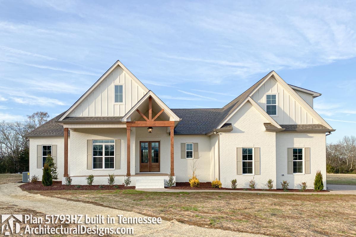 build gallery item - House Plan 51793HZ comes to life in Tennessee 