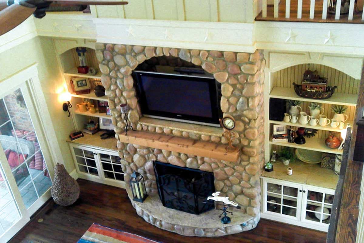 Plan 93102EL: French Country 4-Bed Craftsman House Plan with First-Floor Master and Bonus Room - Image #7 - Country, Craftsman, Mountain, Traditional