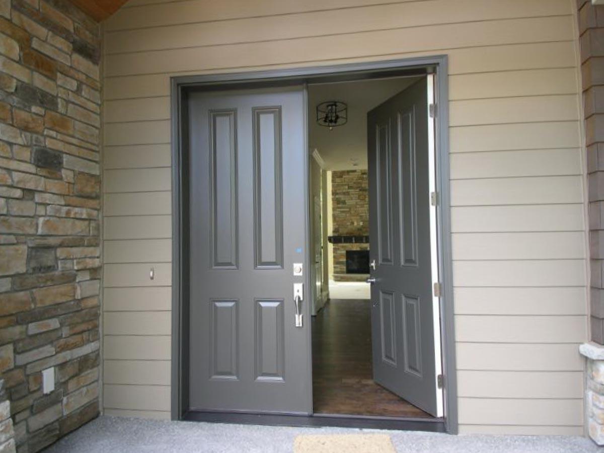 Plan 785009KPH: Craftsman 4-Bed House Plan with 4-Car Garage and Media Room - Image #4 - Craftsman, New American, Northwest, Traditional