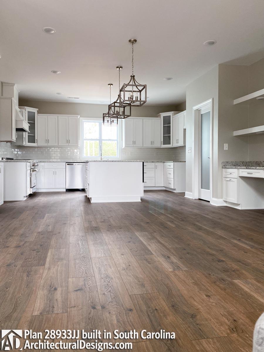 Client Photo id:  403060