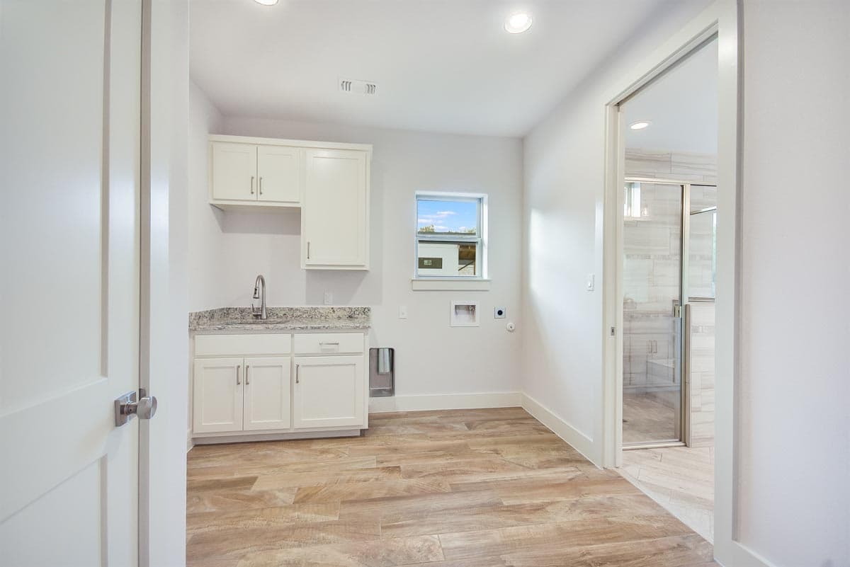 Plan 51795HZ: One-Story Living 4-Bed Texas-Style Ranch Home Plan - 3044 Sq Ft - Image #17 - Country, Hill Country, New American, Ranch, Traditional