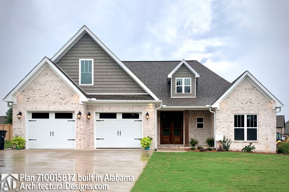 Plan 710015BTZ: Split Bedroom House Plan with Upstairs Expansion - 2073 Sq Ft - Image #7 - Country, Craftsman, New American