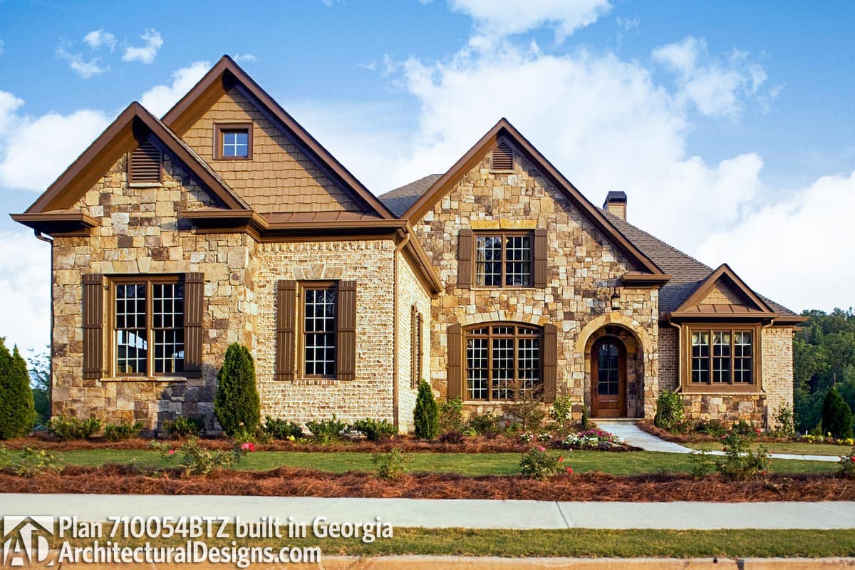 build gallery item - House Plan 710054BTZ comes to life in Georgia