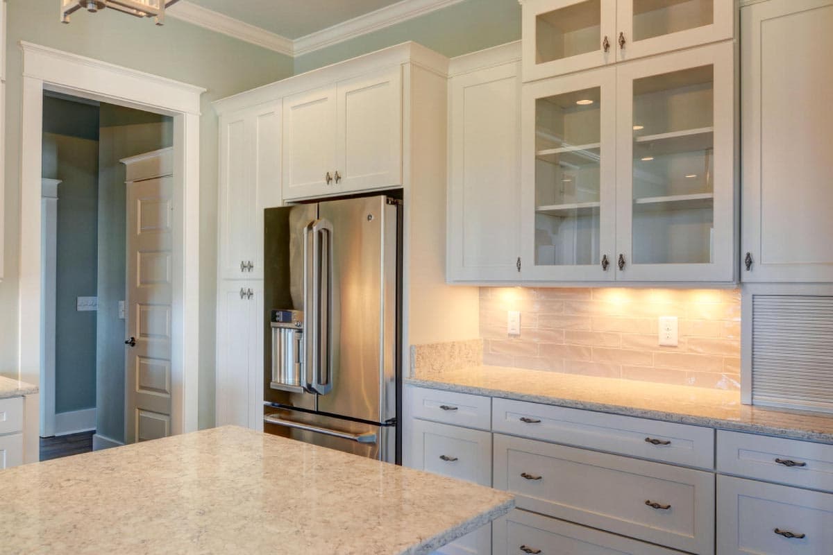 Plan 710072BTZ: Attractive Home Plan with Arched Stone Entryway - Image #6 - Country, Traditional