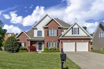 Casually Elegant 3-Bed House Plan