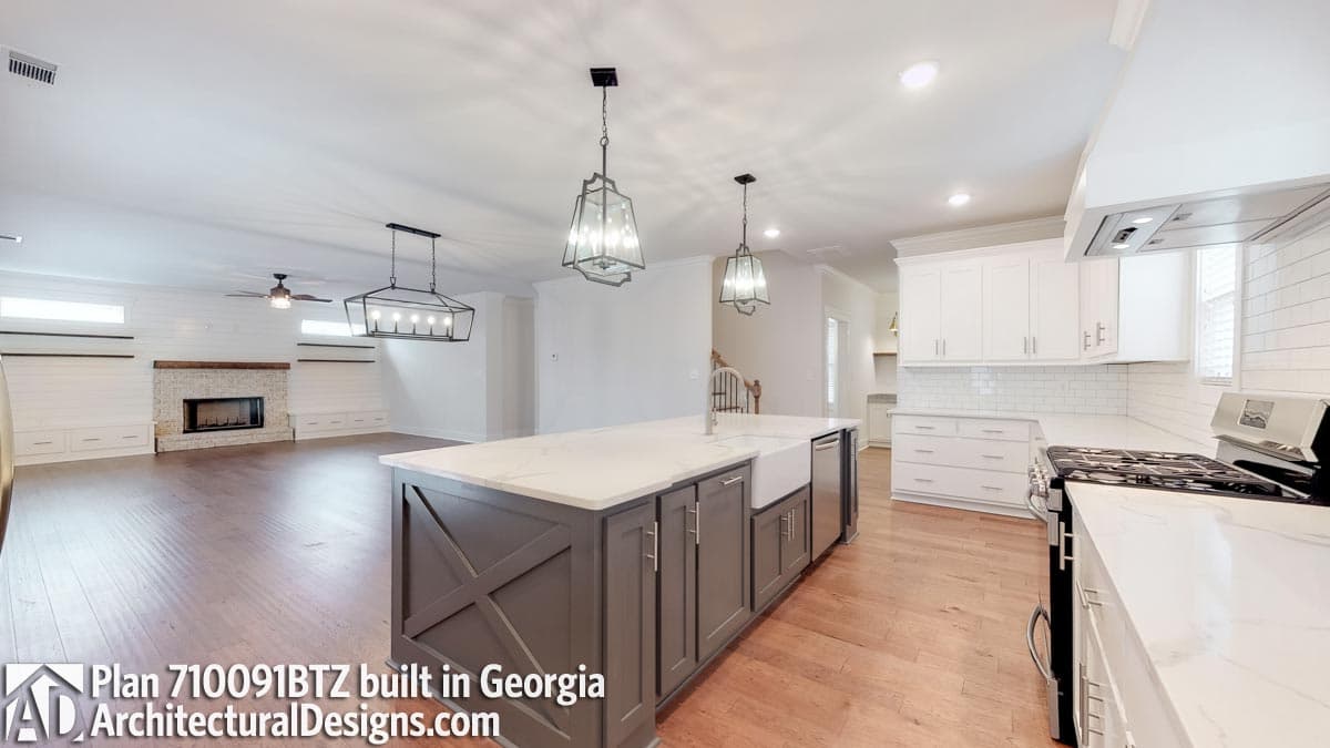 Plan 710091BTZ: 5-Bed Country Farmhouse with Garage Attached In Back - Image #7 - Country, Farmhouse, New American, Traditional