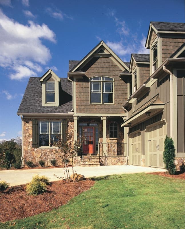 Plan 710101BTZ: 3-Bed House Plan with Courtyard-Entry Garage with Bonus Room Above - 1975 Sq Ft - Image #5 - New American, Southern, Traditional