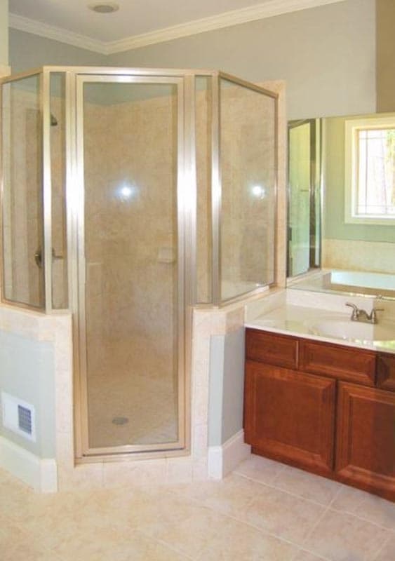 Plan 710101BTZ: 3-Bed House Plan with Courtyard-Entry Garage with Bonus Room Above - 1975 Sq Ft - Image #11 - New American, Southern, Traditional