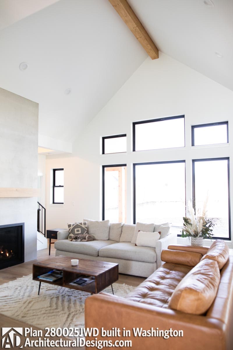 Client Photo id:  364175