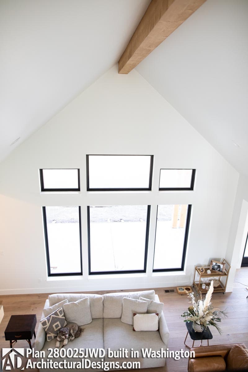 Client Photo id:  364174