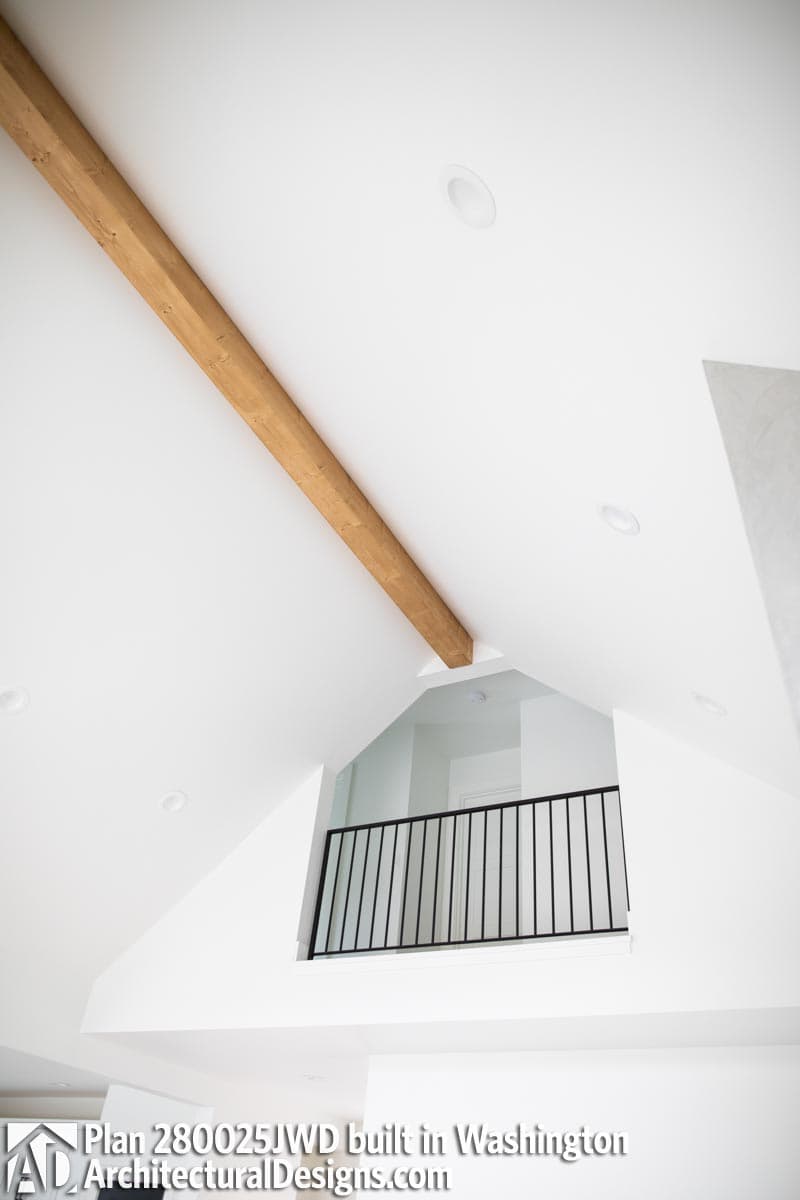 Client Photo id:  364173