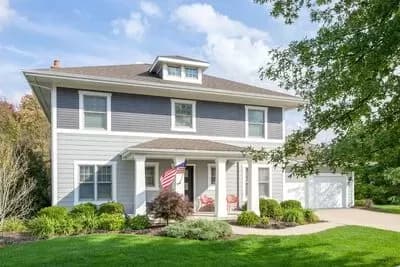 Lovely Two-Story Traditional House Plan 