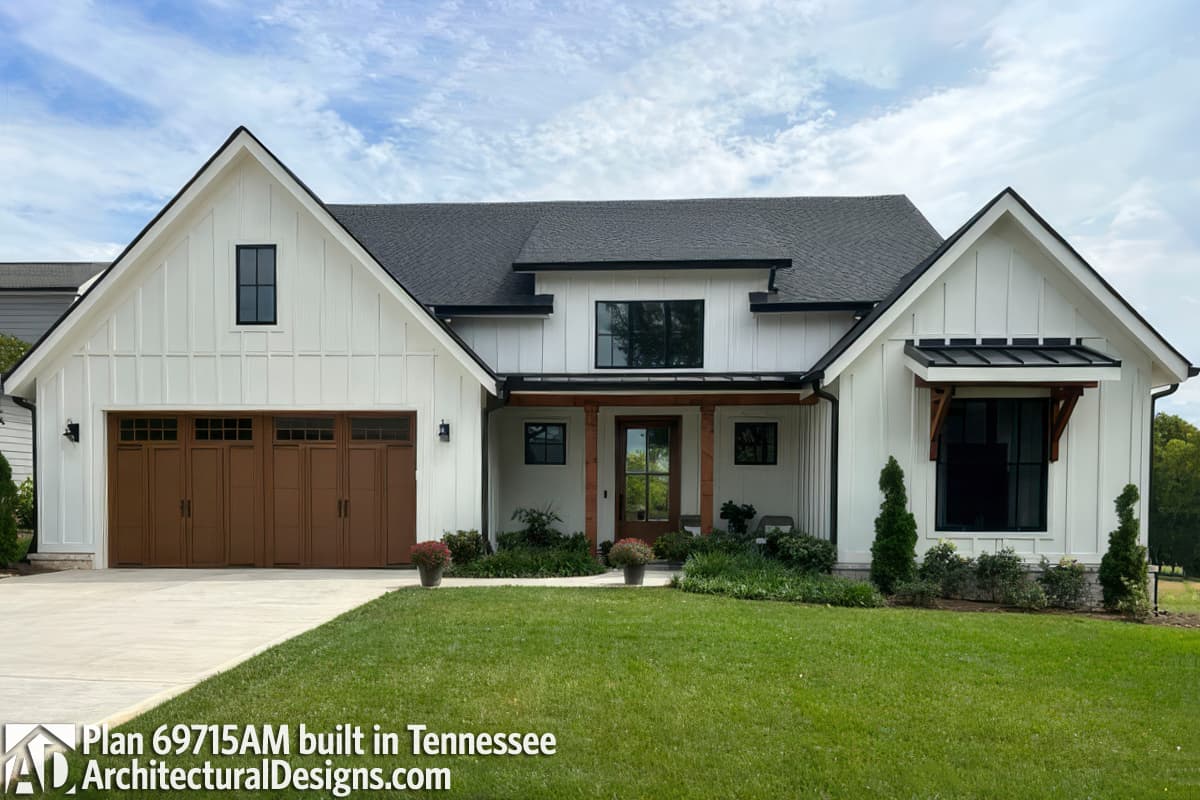 Plan 69715AM: 3-Bed New American House Plan with Vaulted Great Room - 1878 Sq Ft - Image #8 - Cottage, Country, Modern Farmhouse, New American