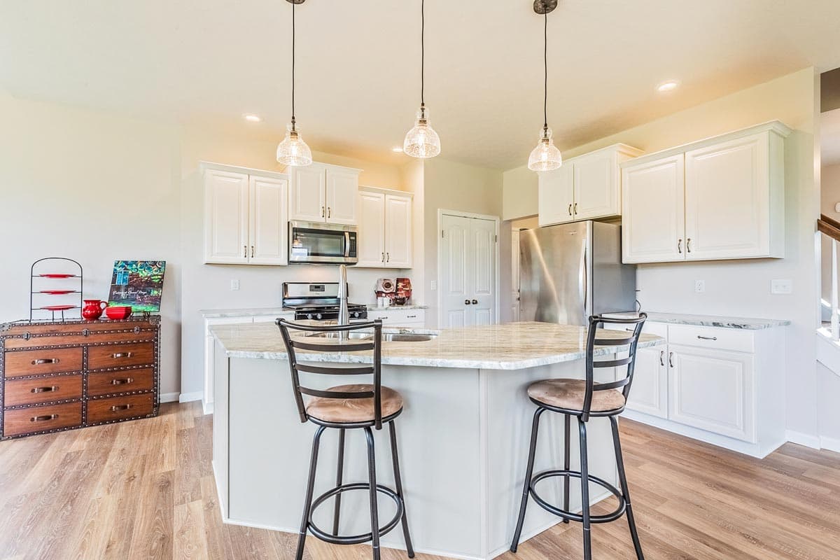 Plan 790061GLV: Beautiful 4-Bedroom House Plan with Second-Level Sleeping Rooms - Image #14 - Colonial, Traditional