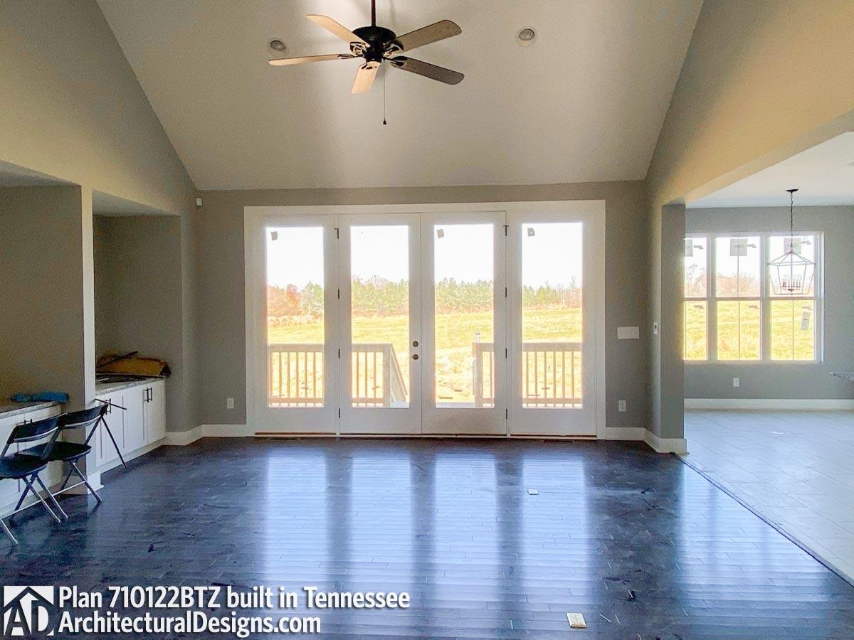 Client Photo id:  367058