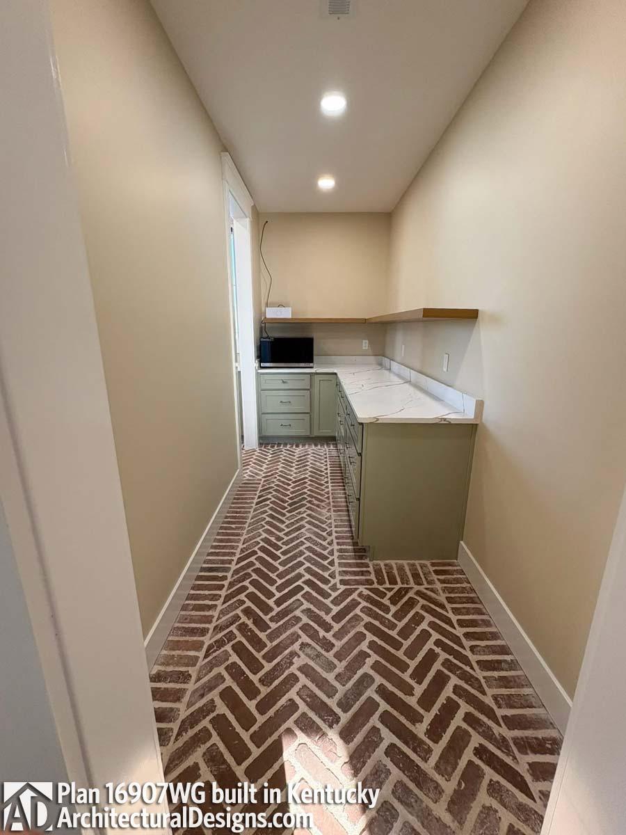 Client Photo id:  562046