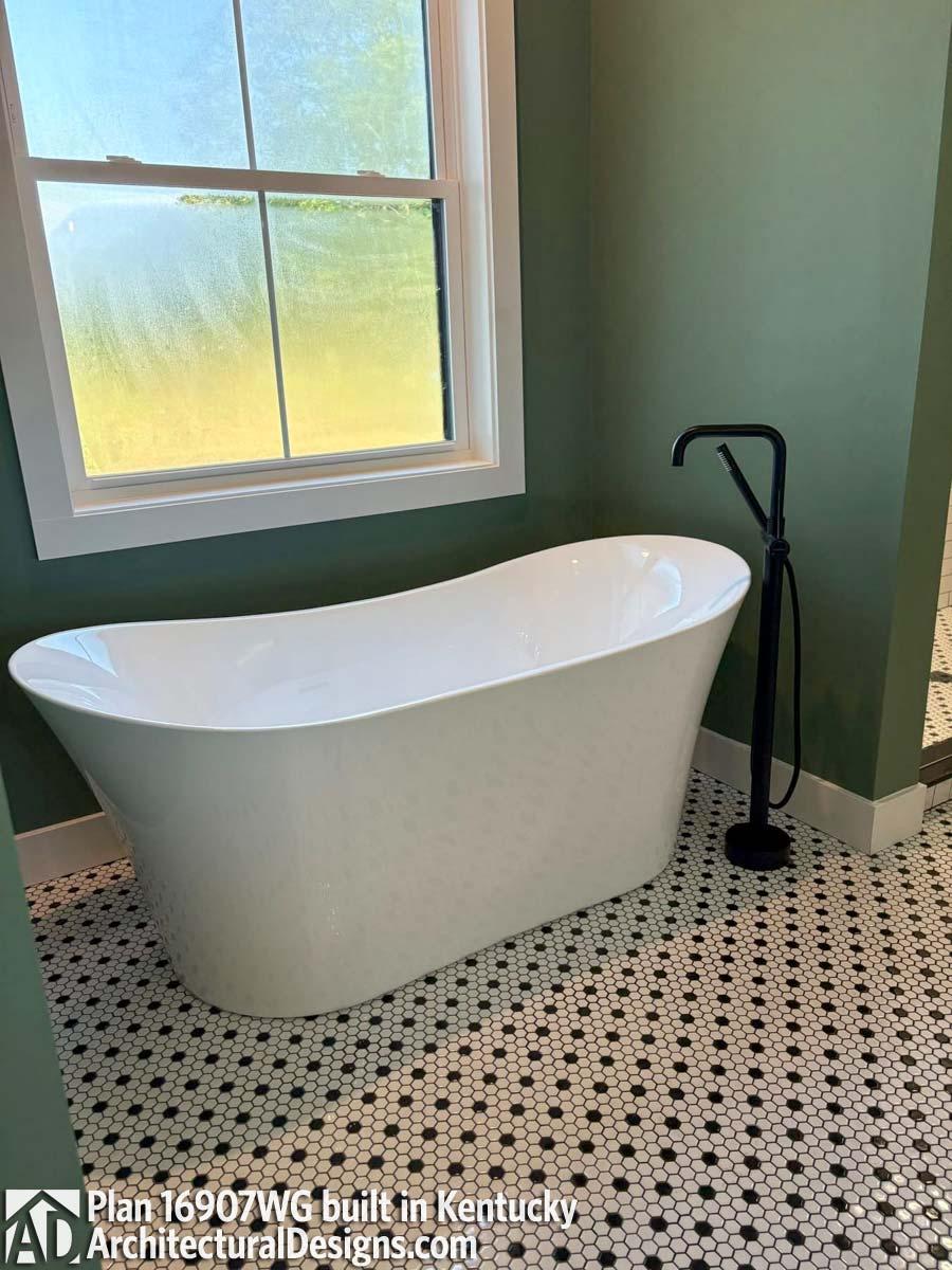 Client Photo id:  562041