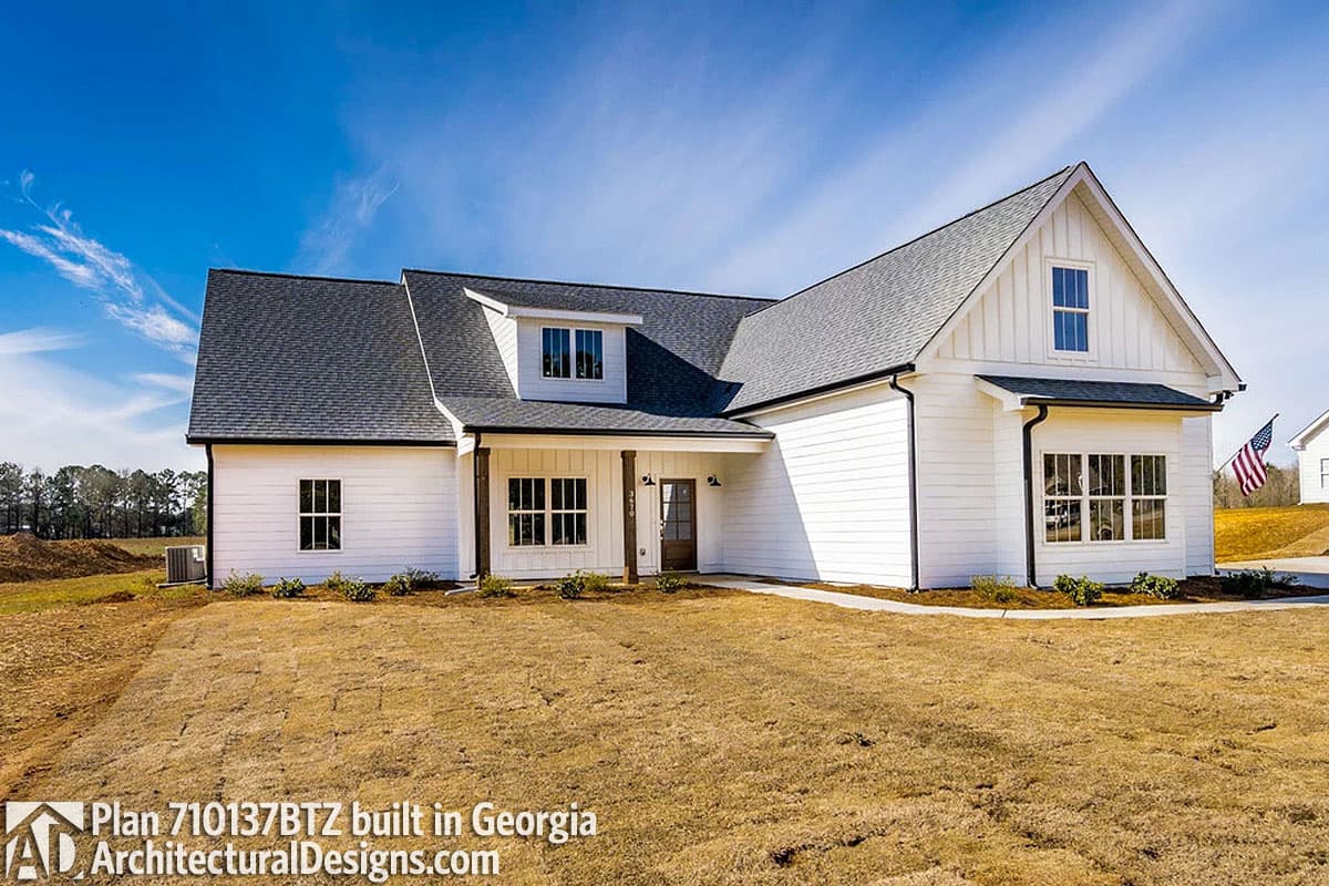 build gallery item - Architectural Designs House Plan 710137BTZ comes to life in Georgia