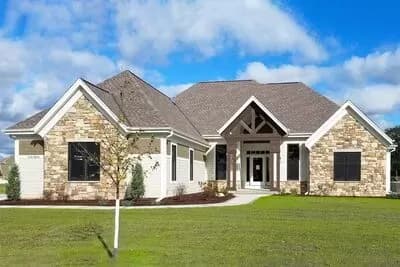 Traditional Craftsman House Plan with Split Beds
