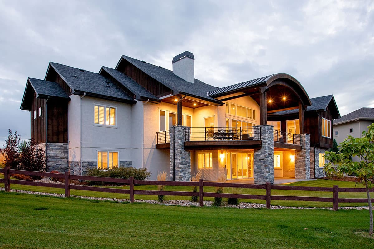 Plan 95068RW: Sprawling Mountain House Plan with Split Beds - Image #8 - Country, Mountain, New American, Northwest, Rustic