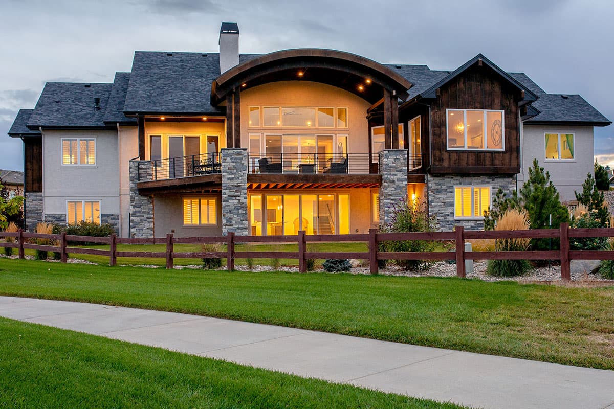 Plan 95068RW: Sprawling Mountain House Plan with Split Beds - Image #11 - Country, Mountain, New American, Northwest, Rustic