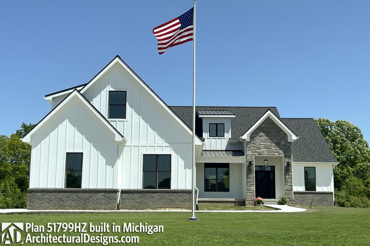 build gallery item - House Plan 51799HZ Comes to Life in Michigan