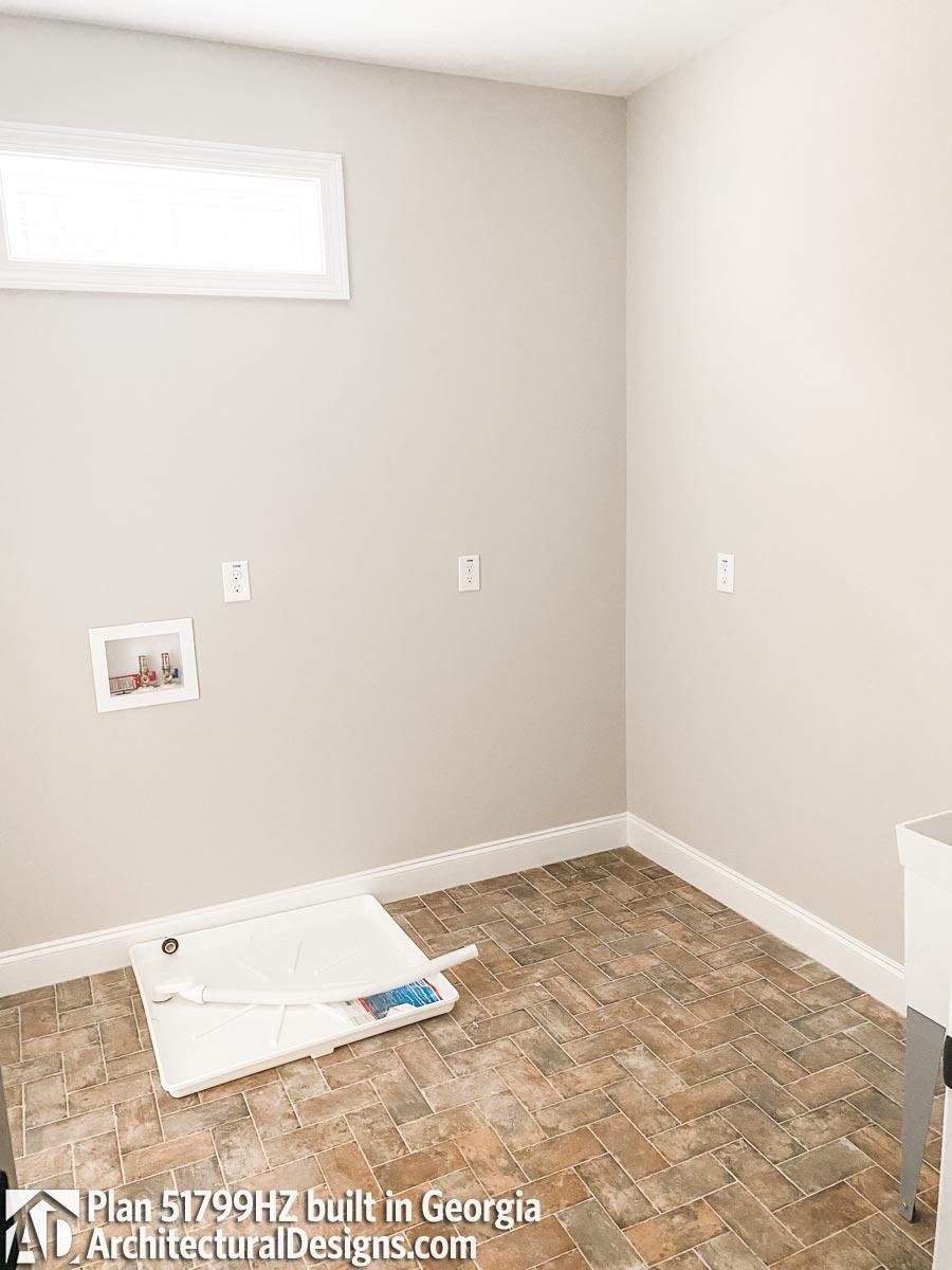 Client Photo id:  347120