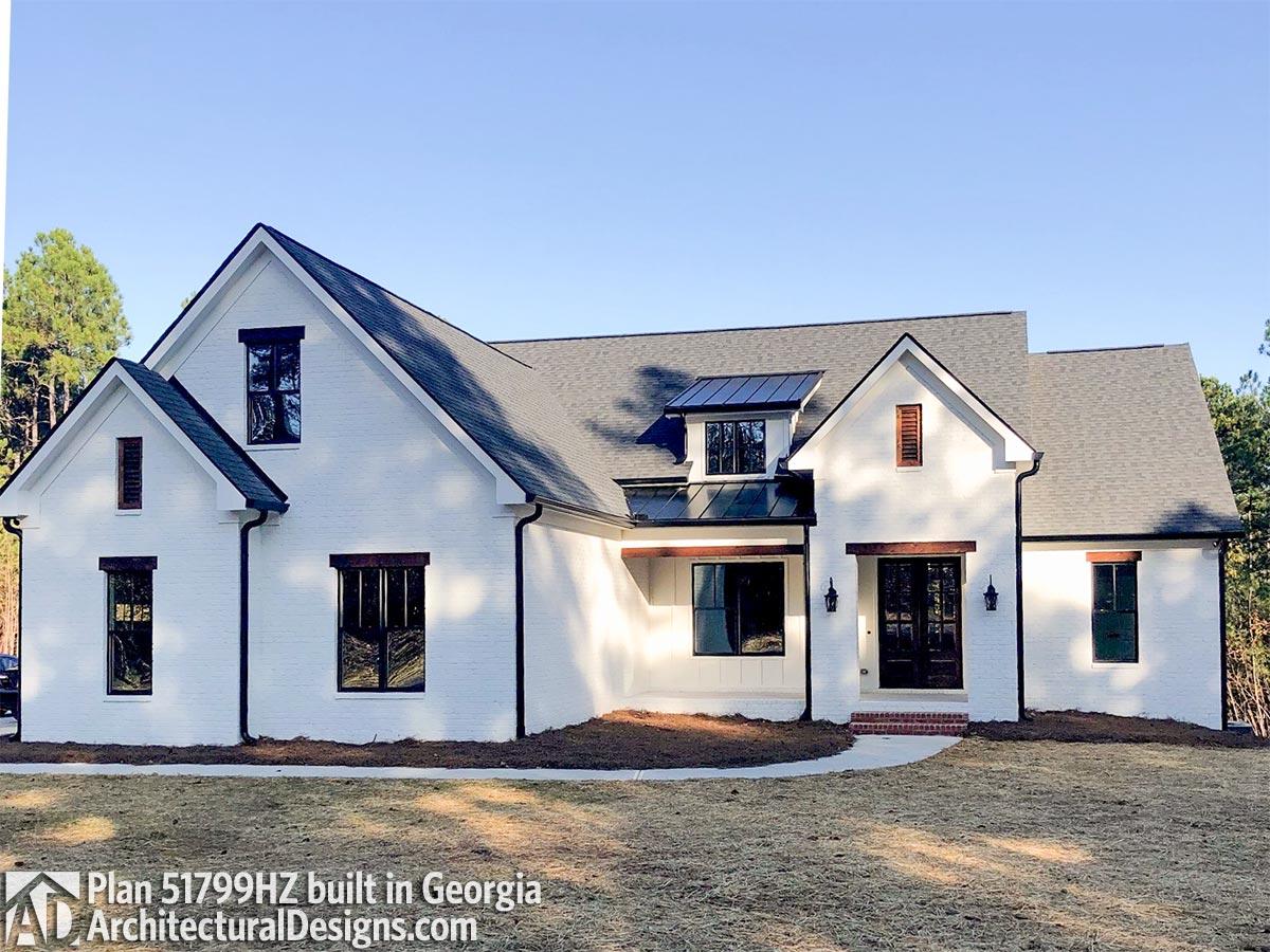 Plan 51799HZ: New American House Plan with Classic Painted Brick Exterior - 2165 Sq Ft - Image #11 - Country, Farmhouse, Southern, Traditional