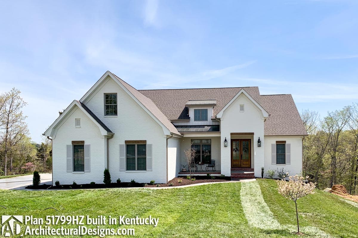 build gallery item - New American House Plan 51799HZ Come to Life in Kentucky