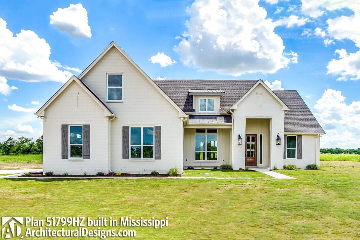 build gallery item - New American House Plan 51799HZ Comes to Life in Mississippi