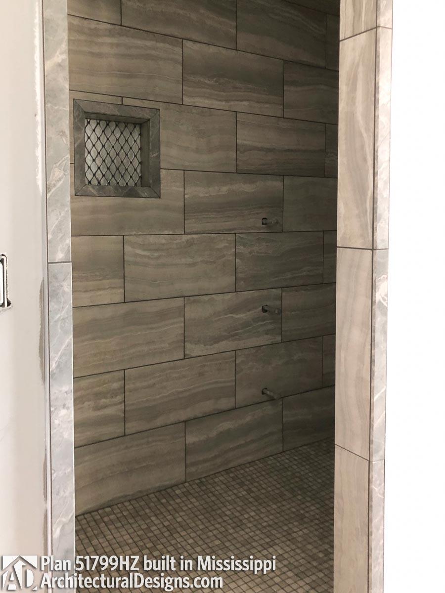 Client Photo id:  340845