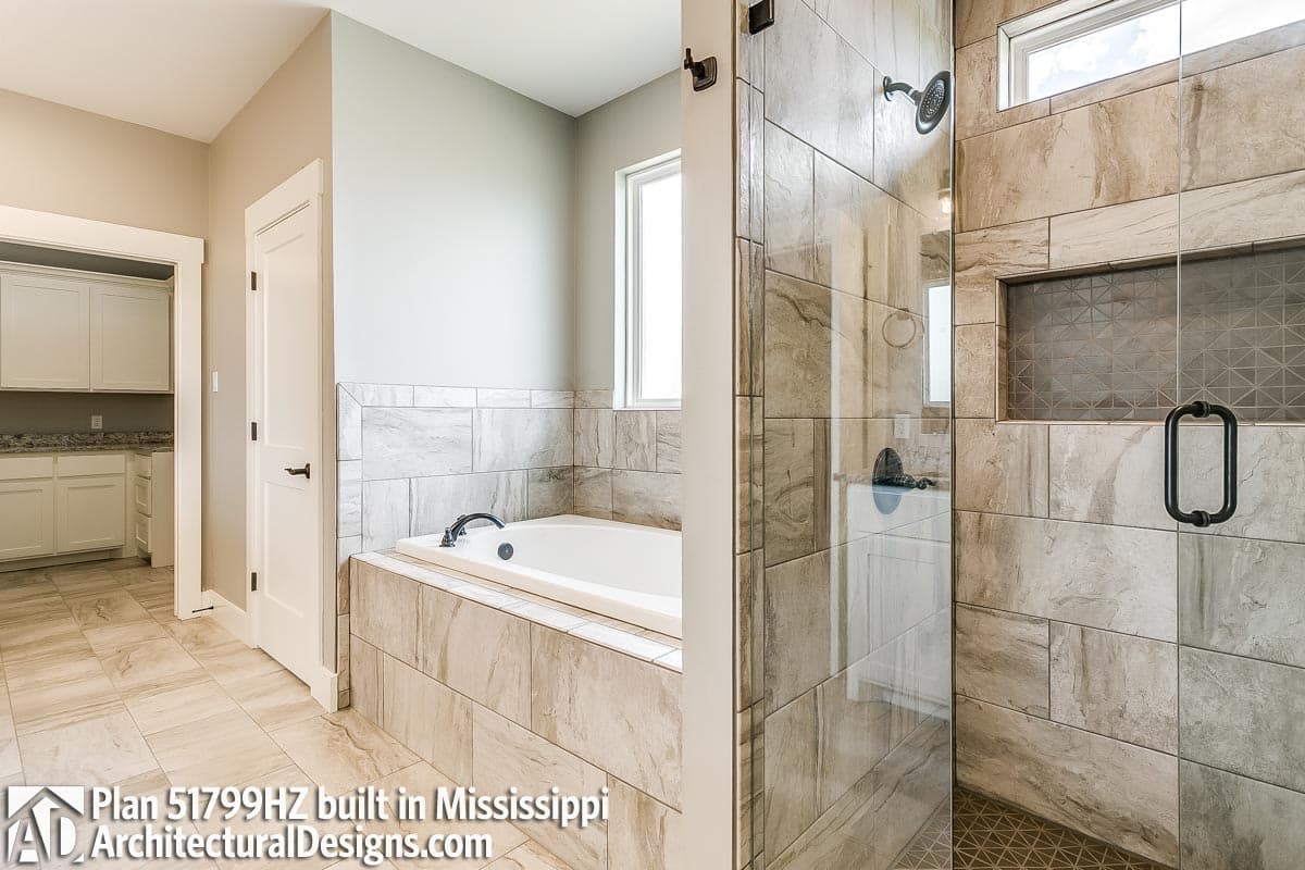 Client Photo id:  371636