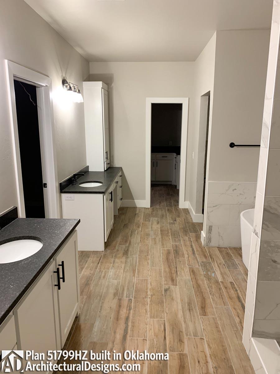 Client Photo id:  394147