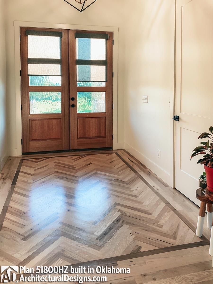 Client Photo id:  376924