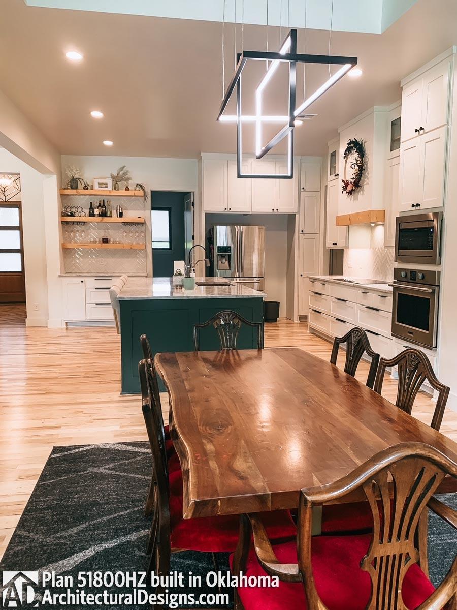 Client Photo id:  377125