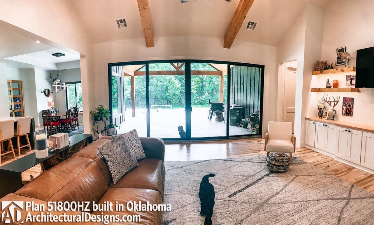 Client Photo id:  377113