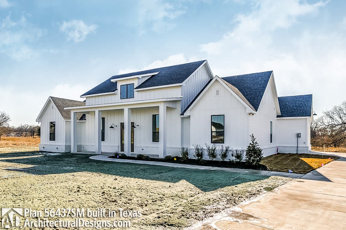 build gallery item - Modern Farmhouse Plan 56437SM Comes to Life in Texas