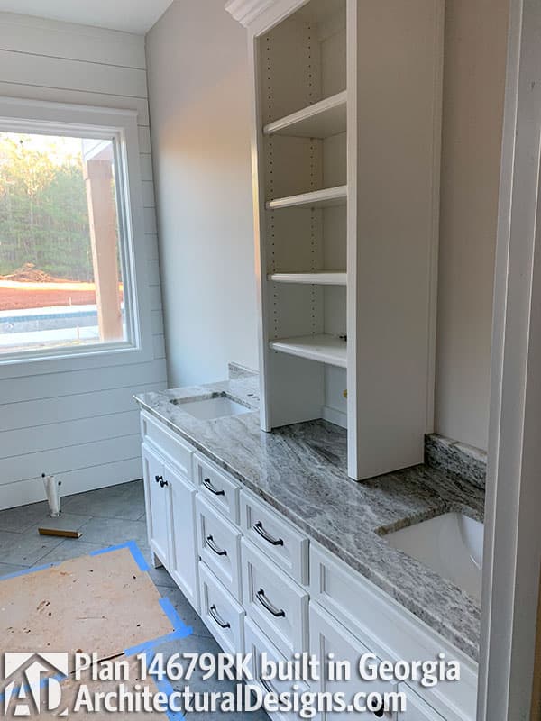 Client Photo id:  327619