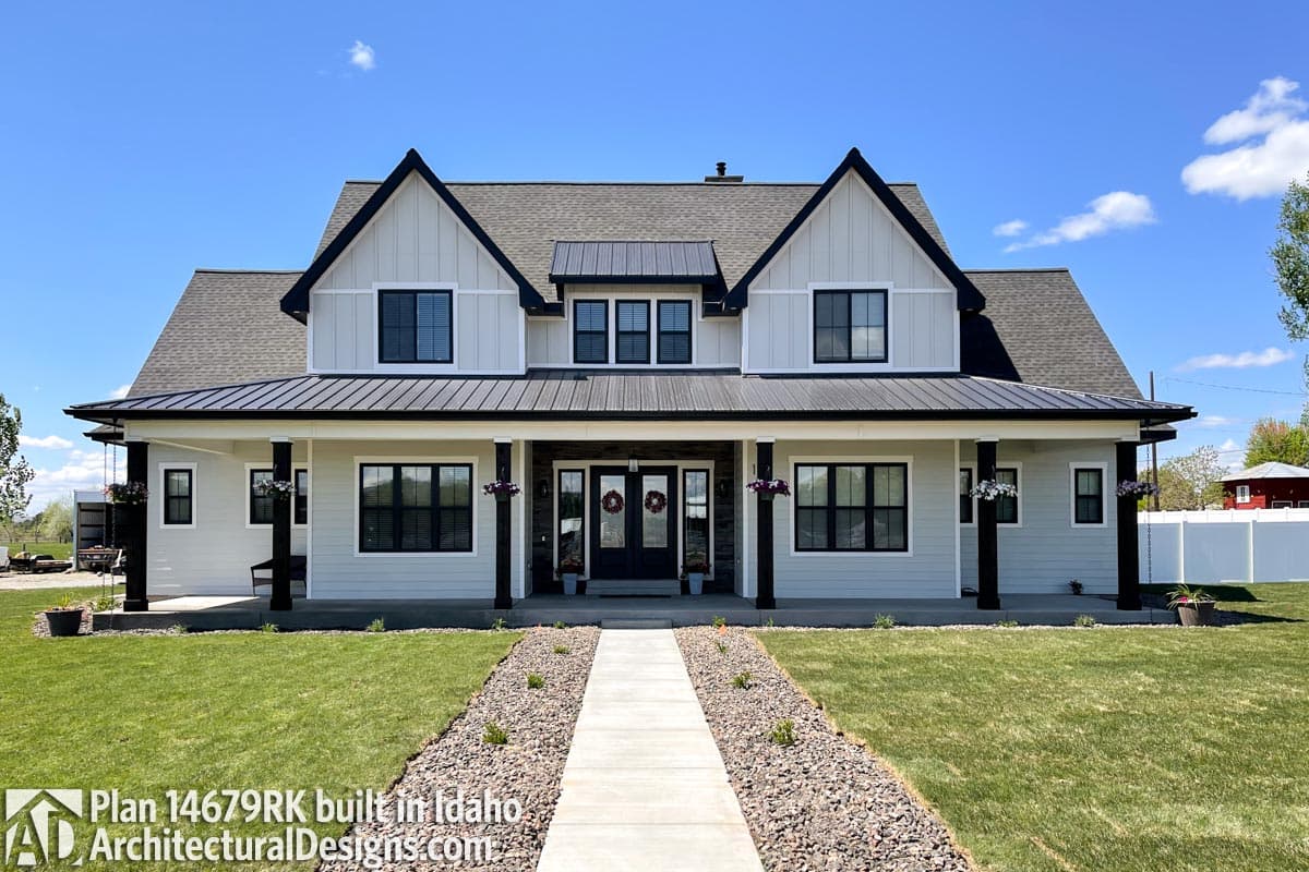 Plan 14679RK: Modern Farmhouse Plan with French Door Greeting - 2743 Sq Ft - Image #10 - Country, Modern Farmhouse, New American, Traditional