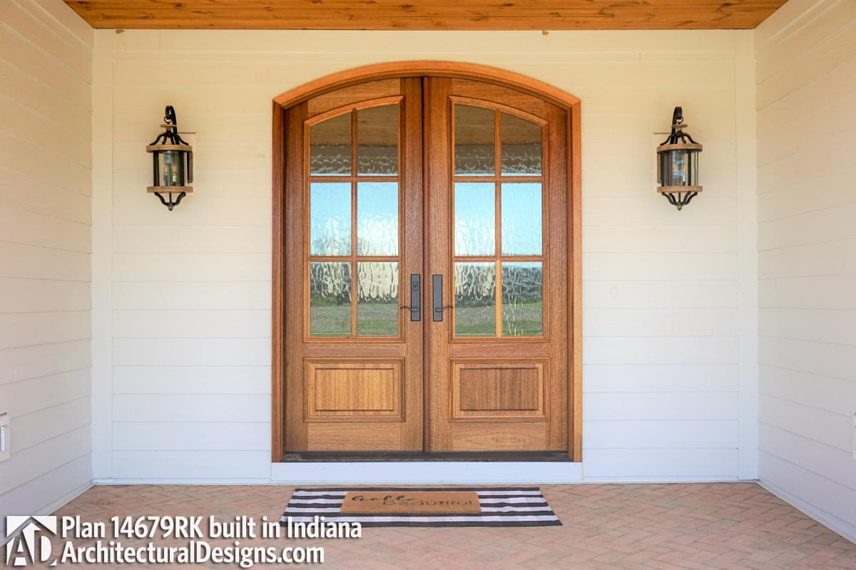 Client Photo id:  368145