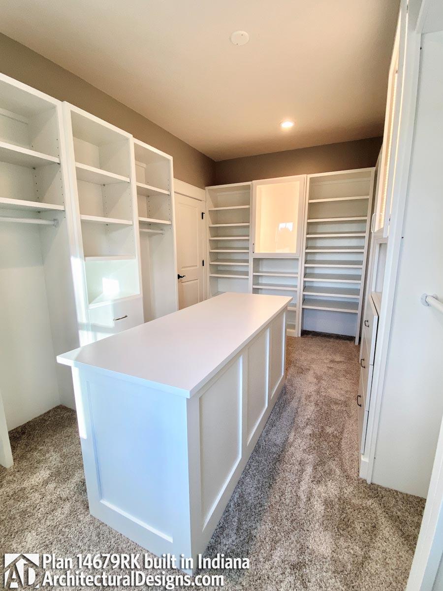 Client Photo id:  368130