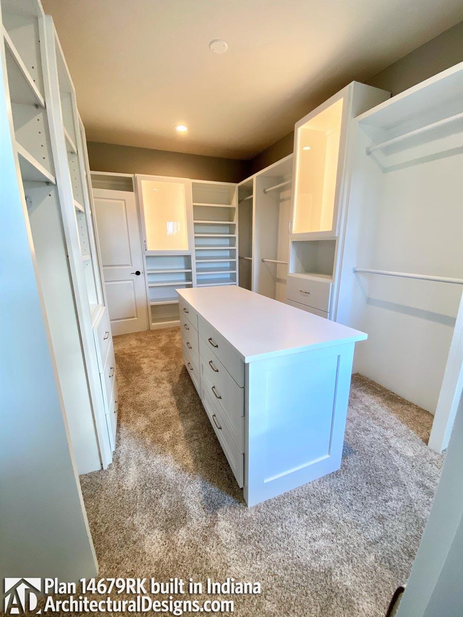 Client Photo id:  368129