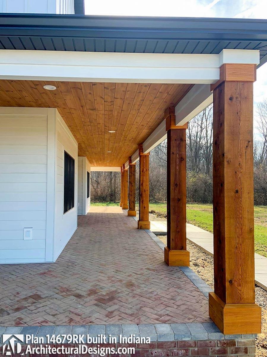 Client Photo id:  368125