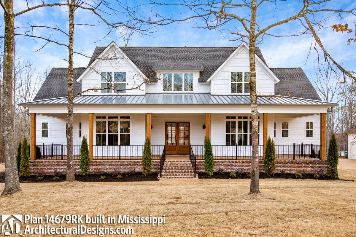 build gallery item - House Plan 14679RK Comes to Life in Mississippi!