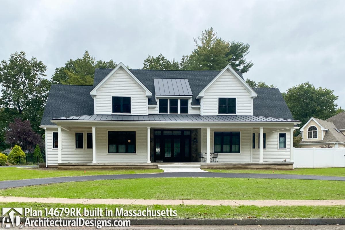 Plan 14679RK: Modern Farmhouse Plan with French Door Greeting - 2743 Sq Ft - Image #16 - Country, Modern Farmhouse, New American, Traditional